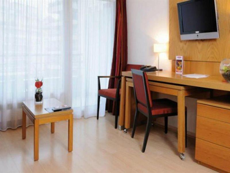 Residhome Courbevoie La Defense Kültér fotó